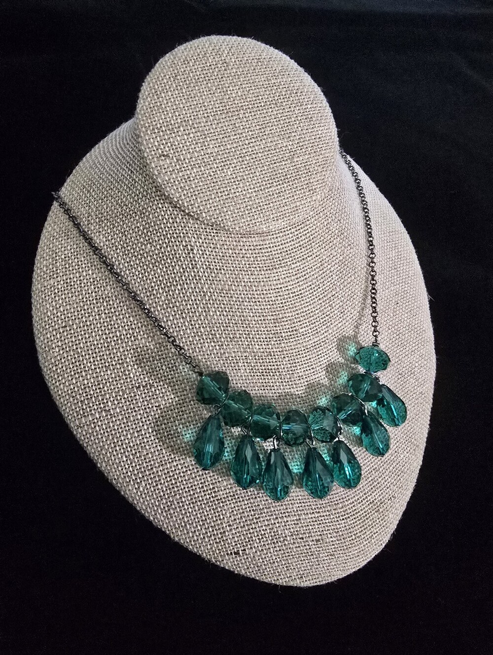 Emerald Teardrop Statement Necklace - Charcoal Setting Bib Necklace